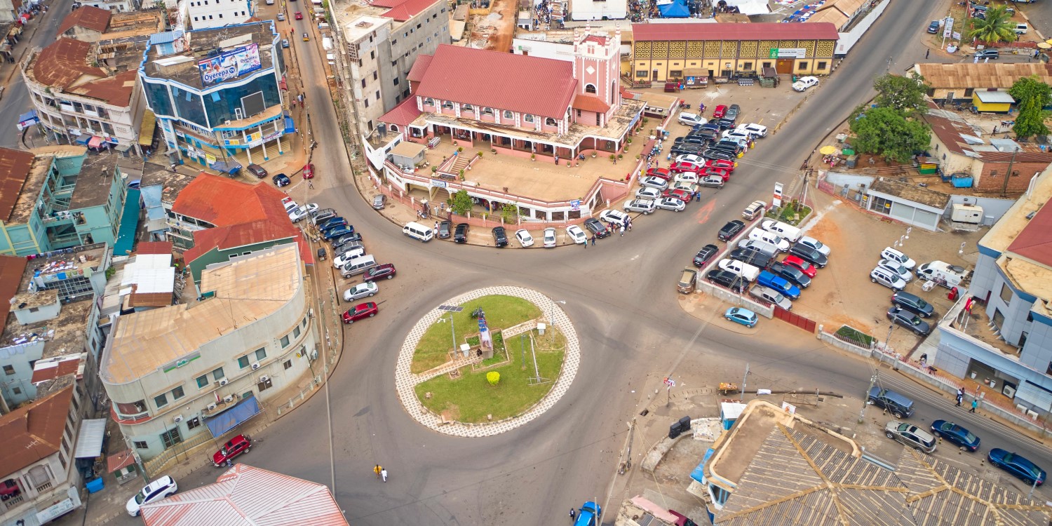 Intersection at Adum Kumasi with cathedral