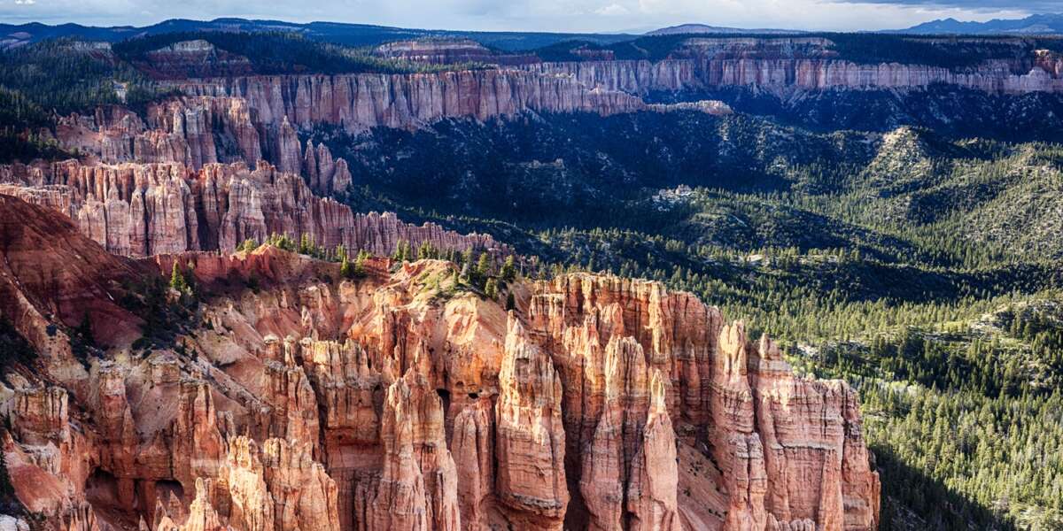 American Southwest National Parks - Amphitheater seen from Bryce Point in the late afternoon, Bryce Canyon National Park, Utah, USA.