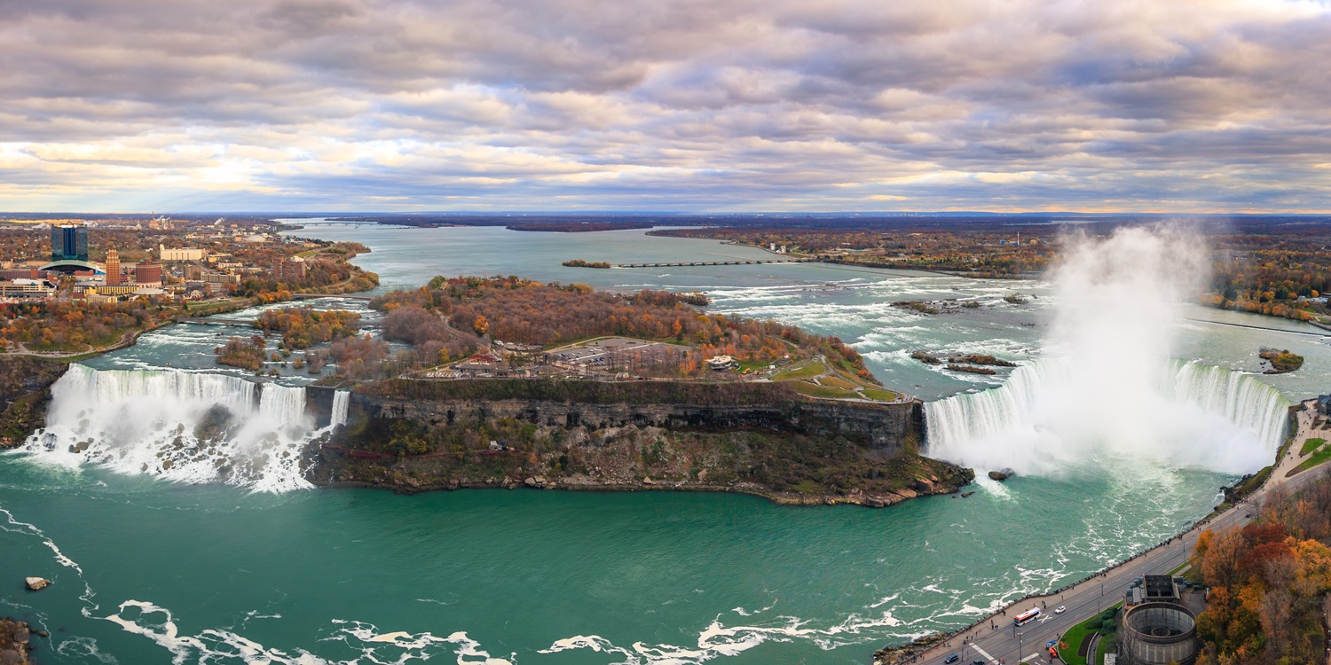 Niagara & Toronto & Washington & Amish Country & Philadelphia Tour from New York