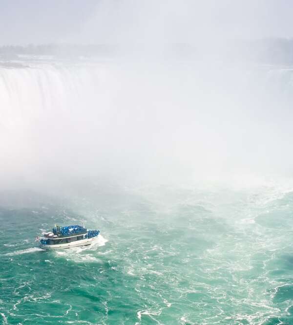 Niagara Falls with attractions from Washington DC or NY