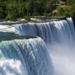 Niagara Falls: A Scientific and Seasonal Exploration