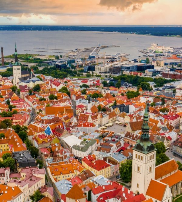Helicopter daytrip to Tallinn, Estonia, from Helsinki, Sweden, from € 2,475