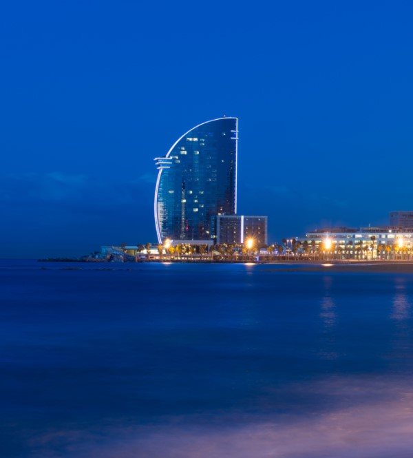 Consider a stay in luxury hotel “W Barcelona” from € 360 / p. / n.