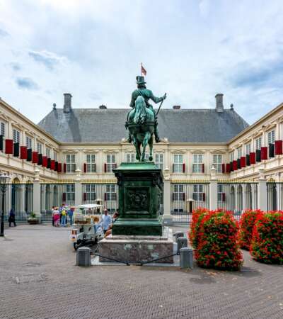 Royal Palace (Noordeinde) and William I monument, Hague, Netherlands