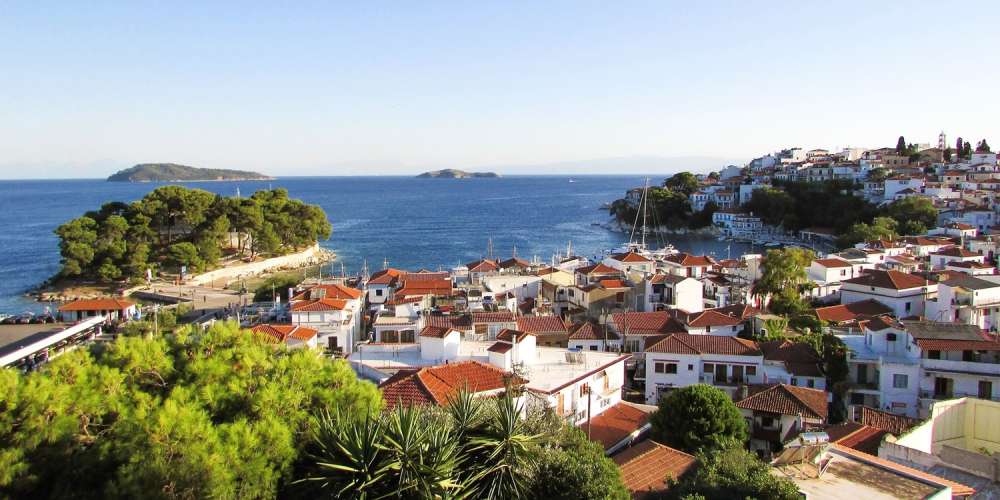 Skiathos: A Mediterranean Paradise for Beach Lovers and Nightlife Enthusiasts