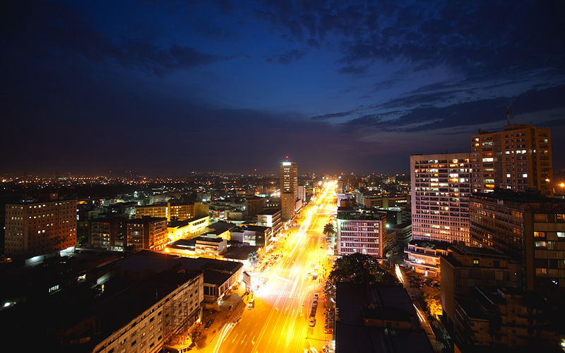 Kinshasa 30 Juin Boulevard night