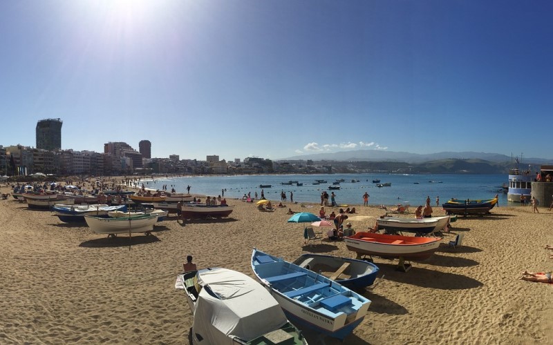 Spain LAS PALMAS cheap flights from € 22 or € 45 (round)