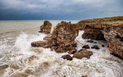 Rocky Black Sea Shore - Nexxtrip - Blog