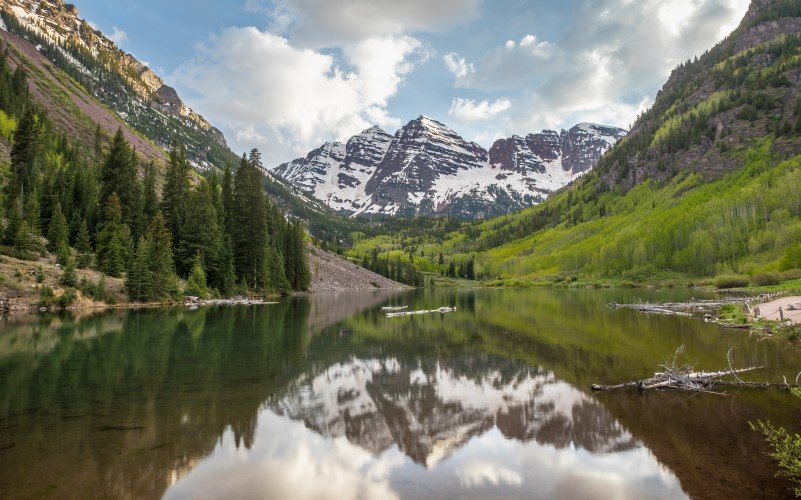 Aspen Maroon lake beautiful reflexion